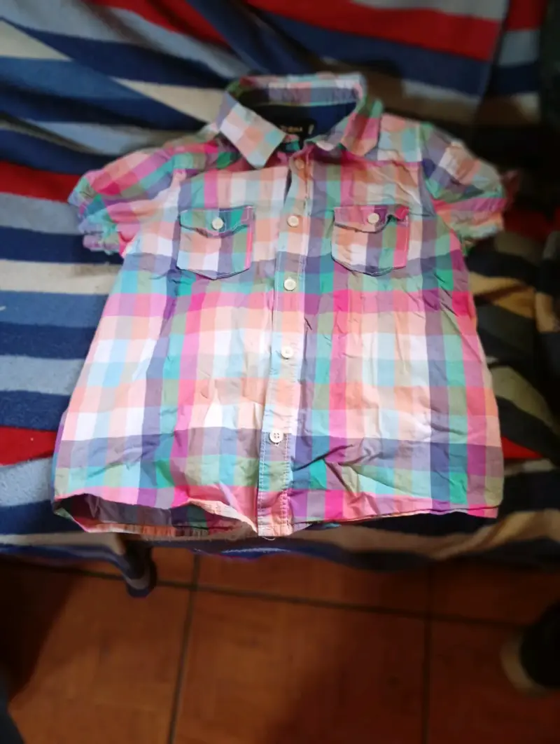 Camisa infantil a cuadros multicolor