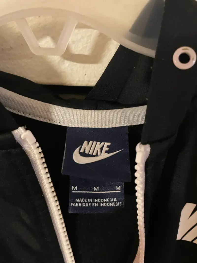 Conjunto Nike negro - 2