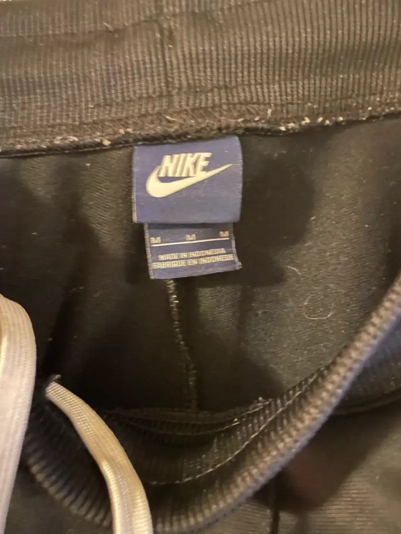 Conjunto Nike negro - 6