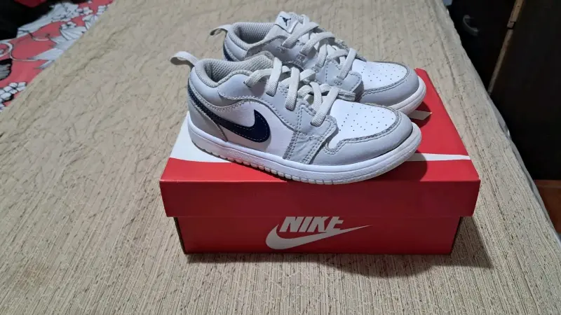 Zapatillas deportivas blancas para niños Nike - 1