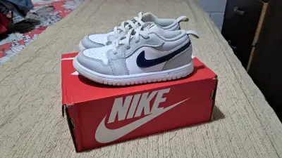 Zapatillas deportivas blancas para niños Nike - miniatura 2