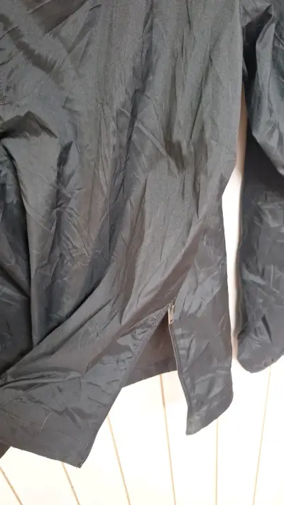 Cortaviento Negro Port Authority Talla M - miniatura 2