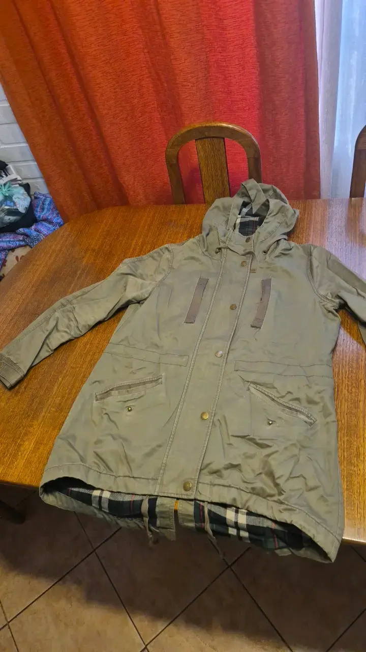 Parka verde con capucha para hombre - 2