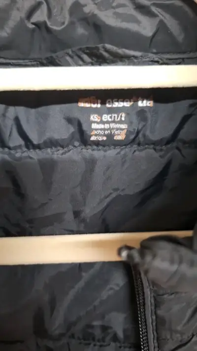 Chaqueta acolchada negra para mujer - miniatura 2