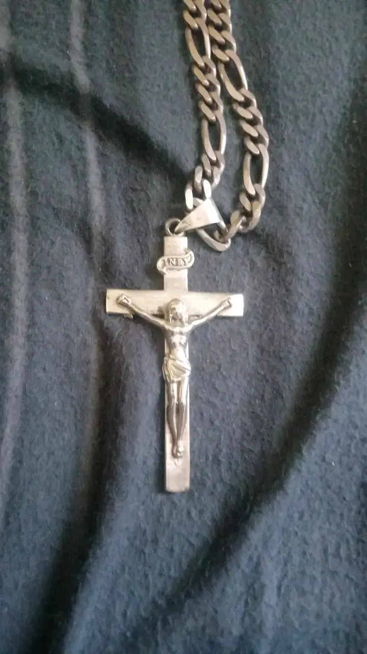 Cadena de plata con crucifijo INRI - 2