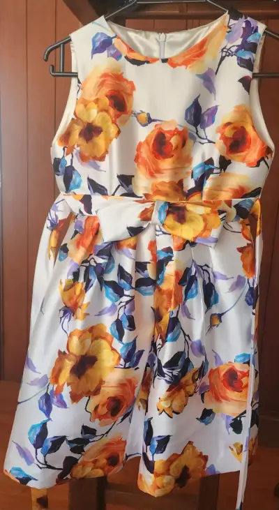 Vestido floral sin mangas - miniatura 1