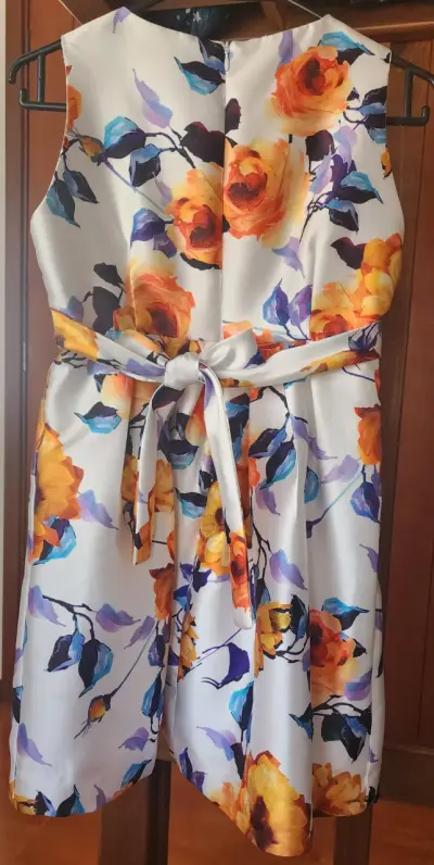 Vestido floral sin mangas - miniatura 2
