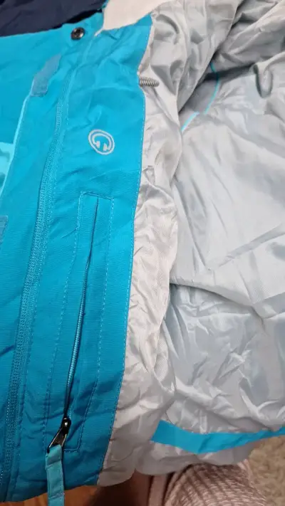 Chaqueta impermeable azul para outdoor - miniatura 5