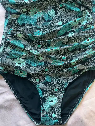 Traje de baño entero para mujer - miniatura 3