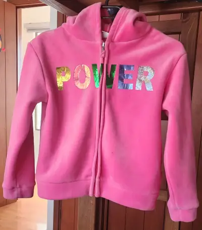 Polerón rosado con capucha y diseño 'Power' - miniatura 1