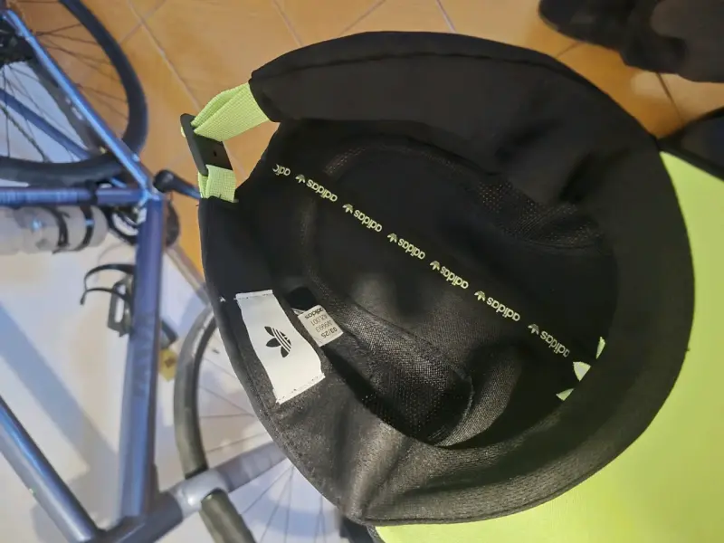 Gorro deportivo Adidas original - 5