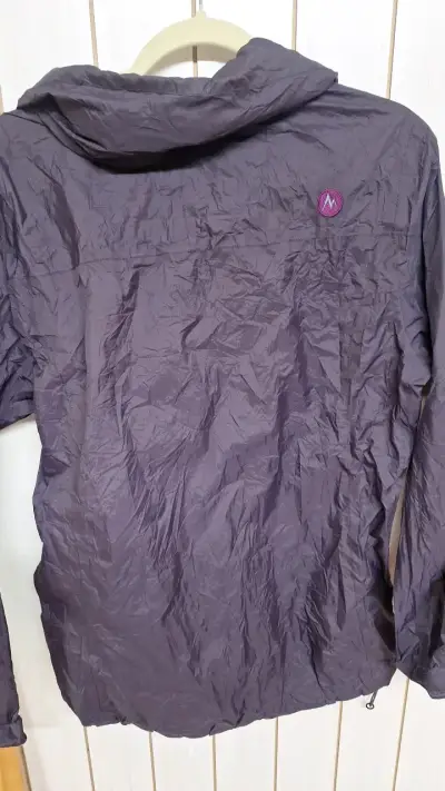 Chaqueta impermeable Marmot morada para mujer - miniatura 3
