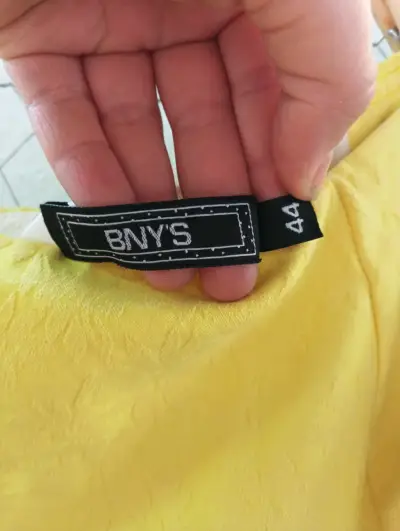 Vestido amarillo cuello bote BNYS - miniatura 2