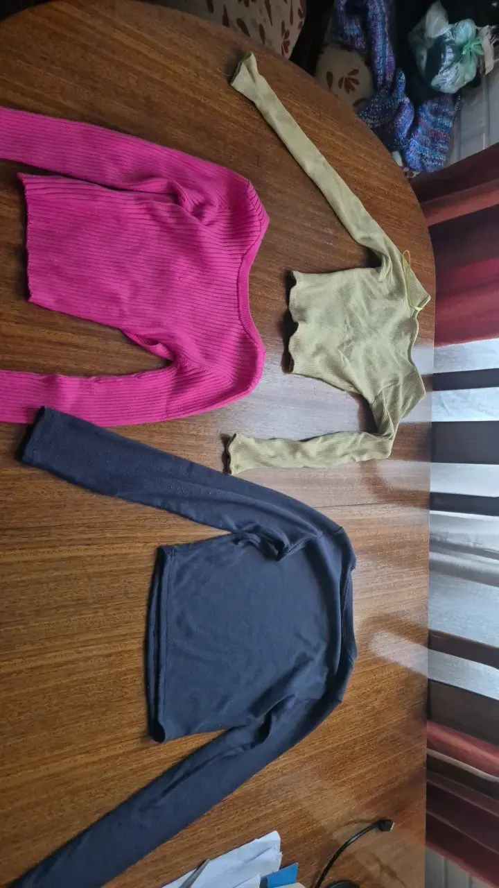 Lote de tres poleras manga larga para mujer - 2