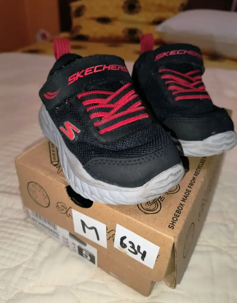 Zapatillas para niño impecables - 1