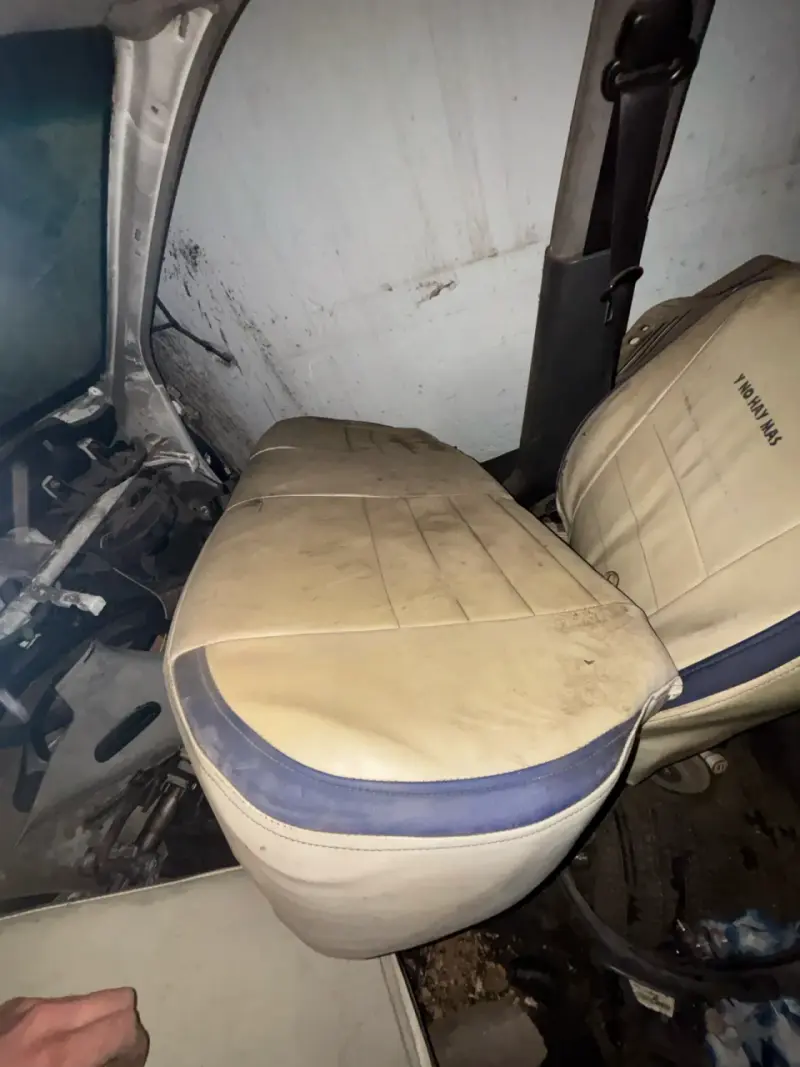 Asiento de Hyundai 97 beige usado en buen estado - 5