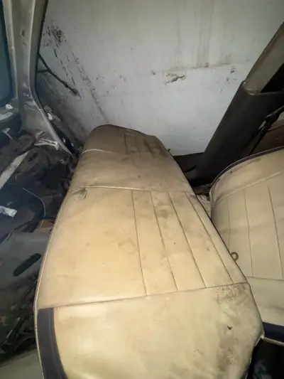 Asiento de Hyundai 97 beige usado en buen estado - miniatura 6