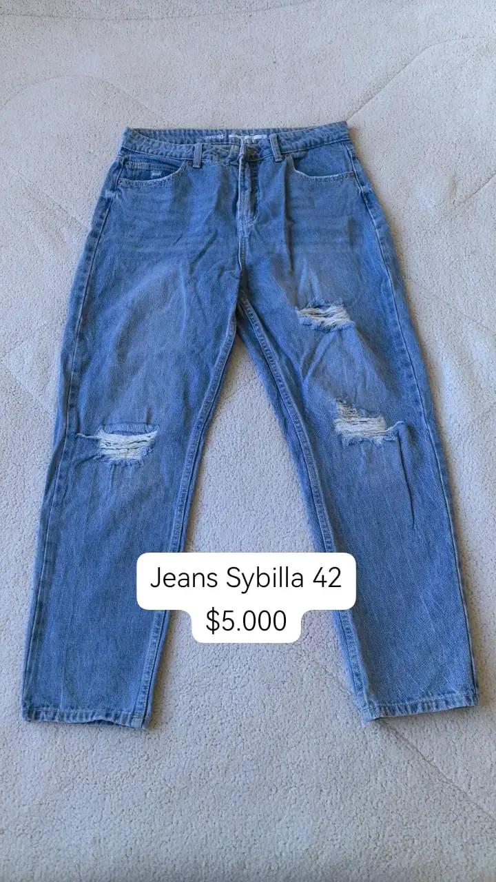 Jeans Sybilla talla 42 desgastados
