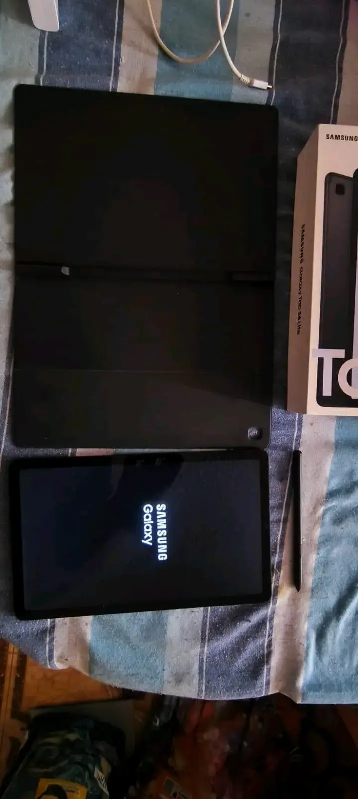 Tablet Samsung Galaxy Tab S6 Lite con S Pen - 1