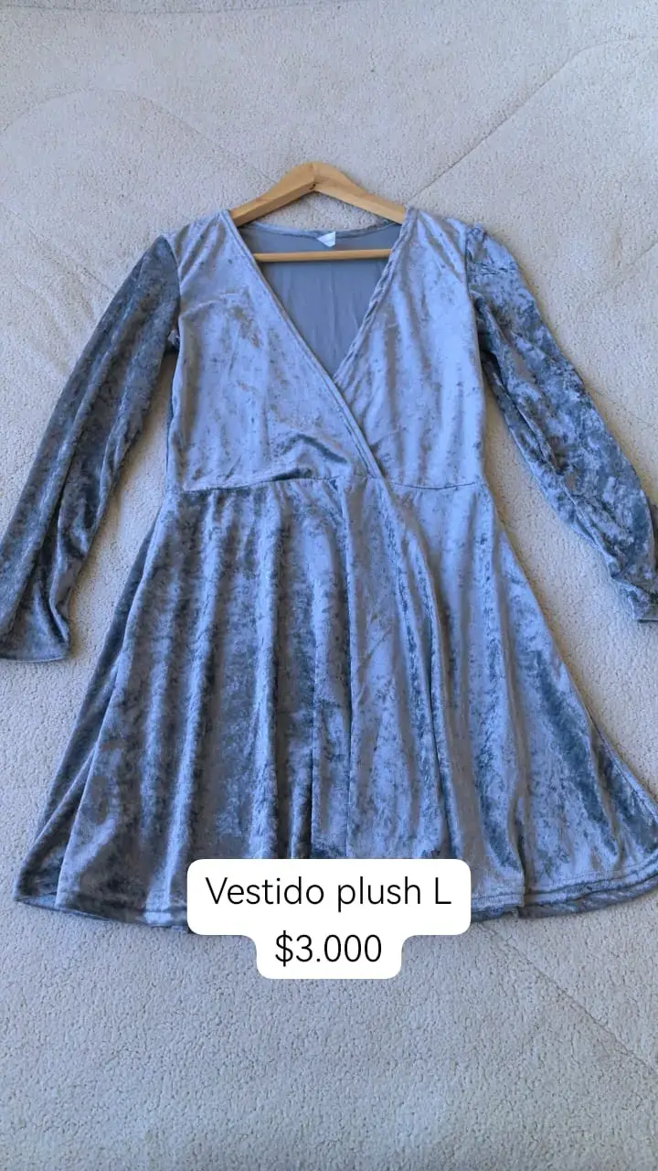 Vestido de plush gris talla L