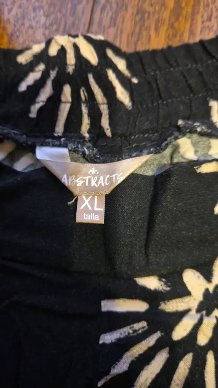 Pantalones negros con estampado floral talla XL - 3