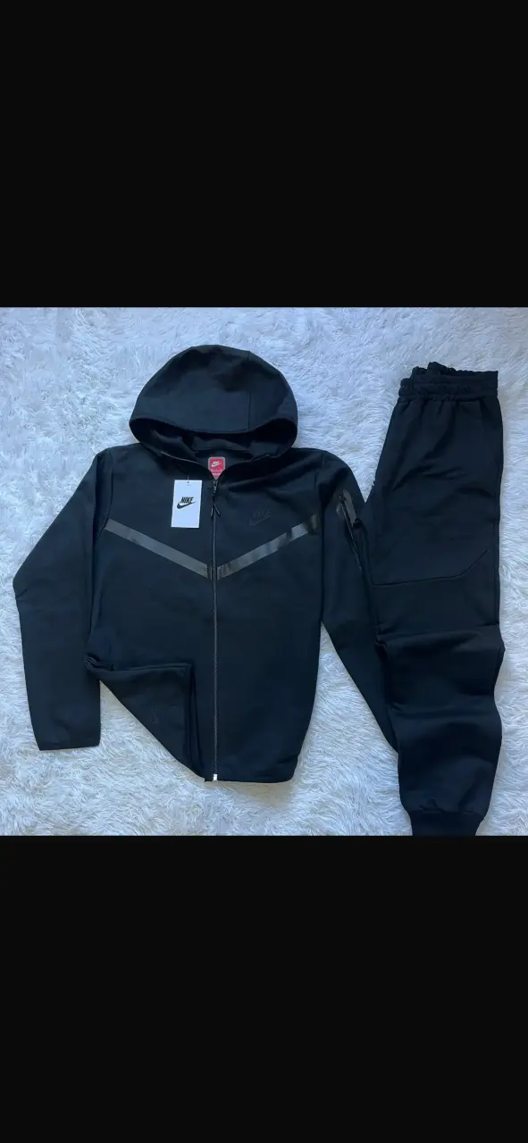 Nike tech💯 - 1