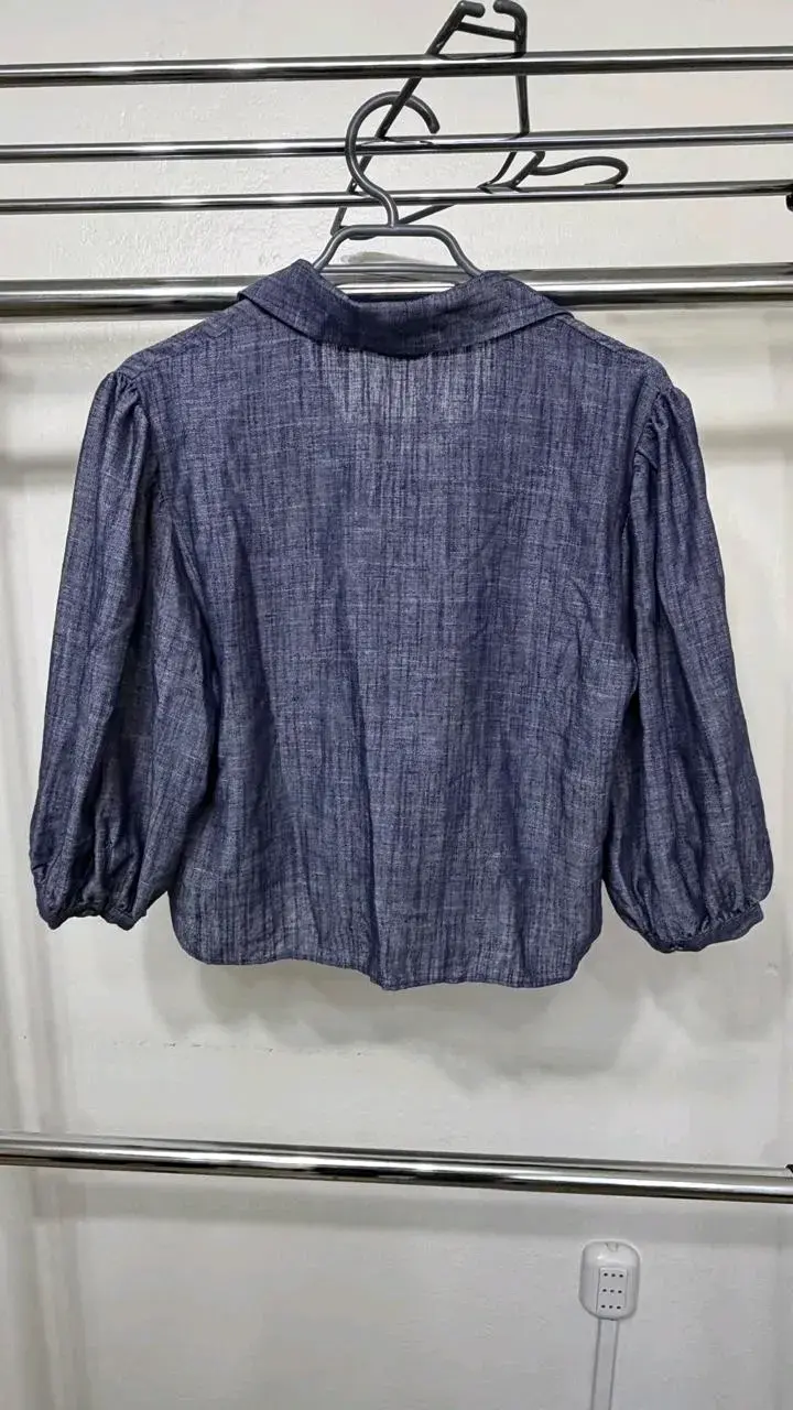 Blusa Corta Azul — Talla L — NUEVA - 2