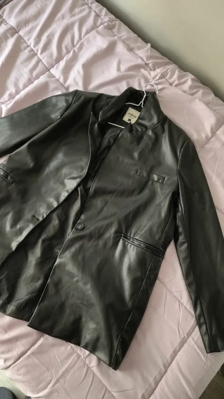 Blazer de cuero talla L
