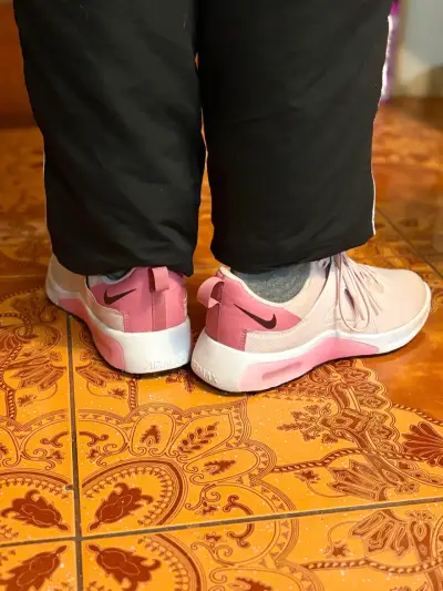 Zapatillas deportivas Nike Air Max rosa para mujer - miniatura 4