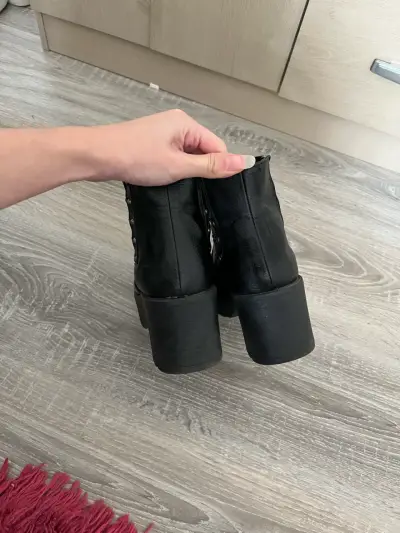 Botines negros para mujer - miniatura 4