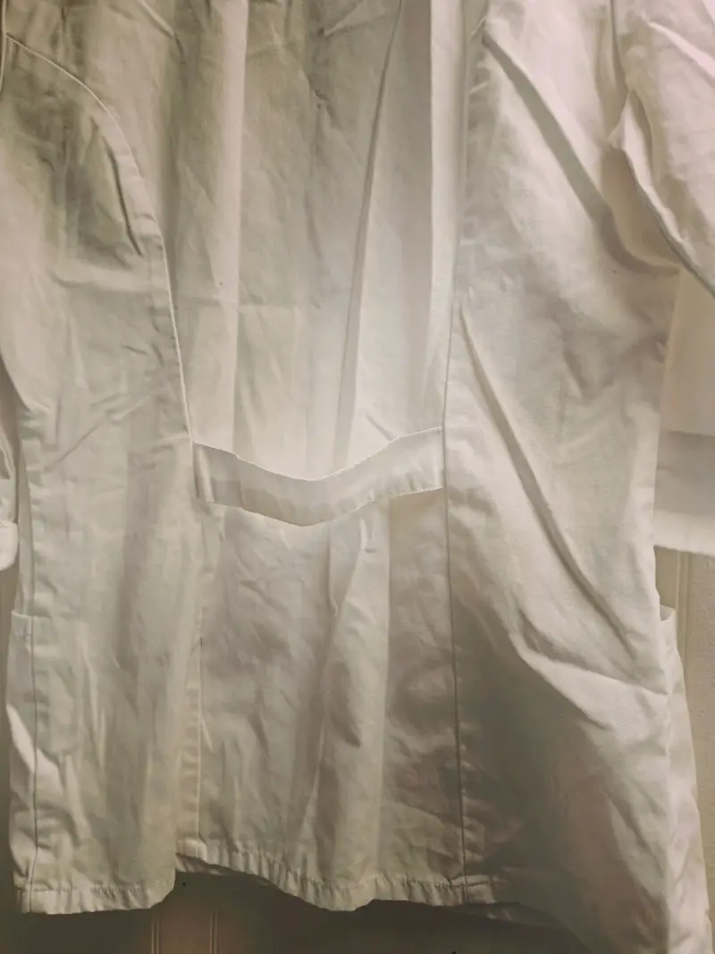 Blusa blanca bordada Cherokee talla S - 4