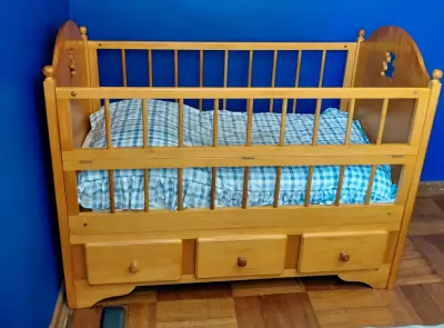 Cuna de madera con cajones para bebé - miniatura 4