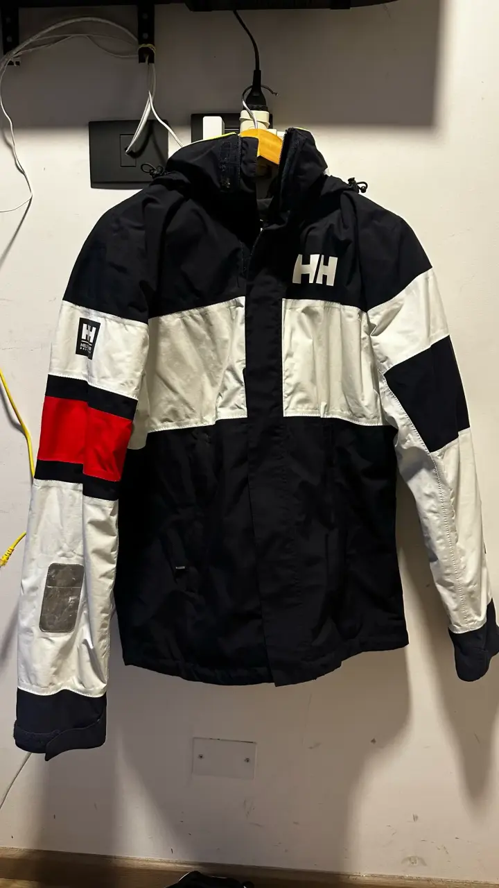Chaqueta impermeable Helly Hansen azul y blanca - 2