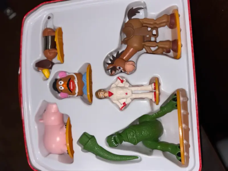 Set de Figuras Toy Story 4 en Caja Metálica - 2