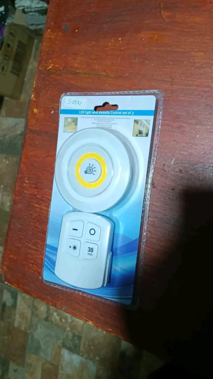 Luz LED con control remoto - 2