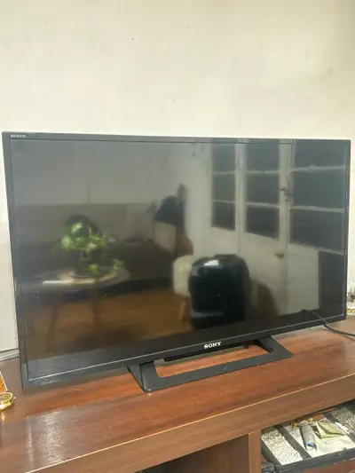 Televisor Sony Bravia 32 pulgadas en buen estado. - miniatura 1
