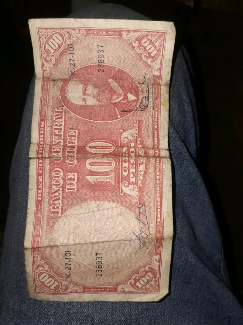 Billete antiguo de 10 centésimos de escudo chileno - 2