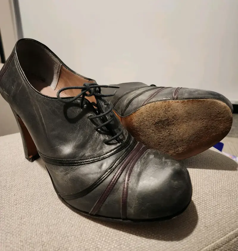 Zapatos de tacón de cuero negro talla 36-37 - 1