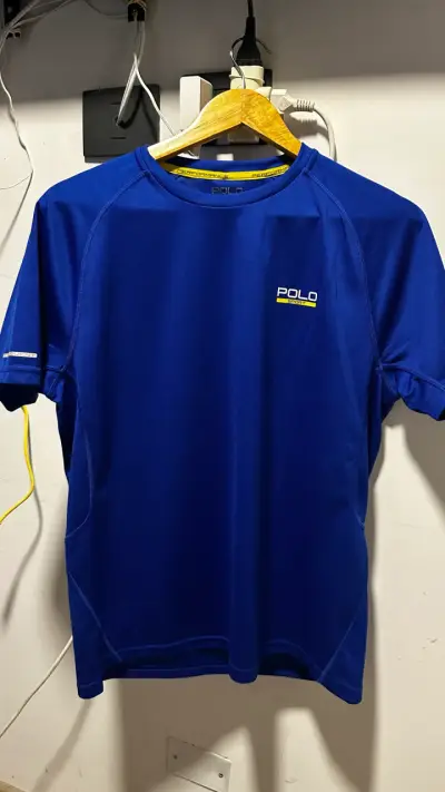 Polera deportiva azul Polo Sport para hombre - miniatura 1