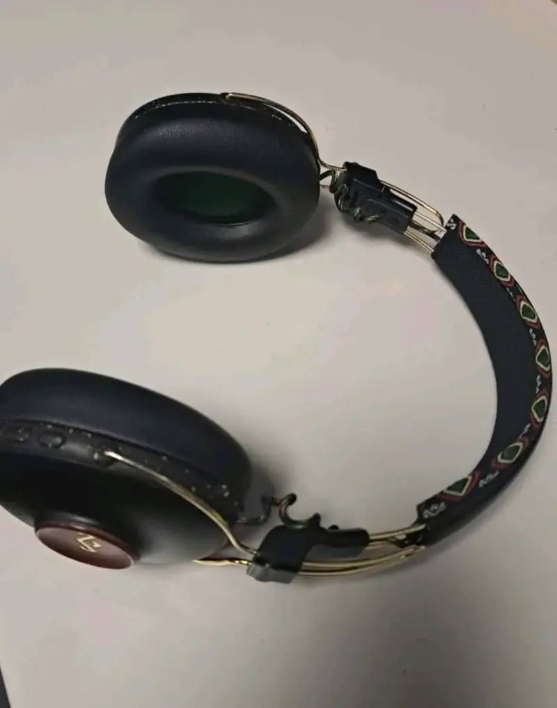 Audífonos Bluetooth Positive Vibration Frequency R - 2