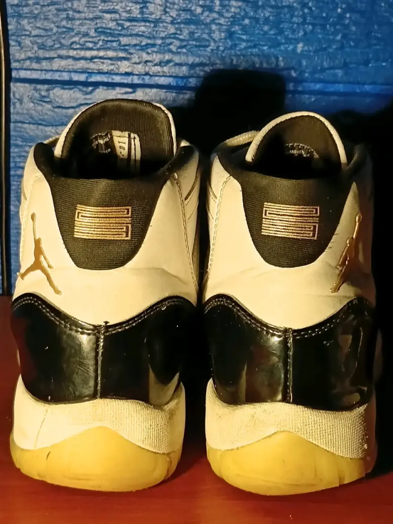 Jordan r11 - 4