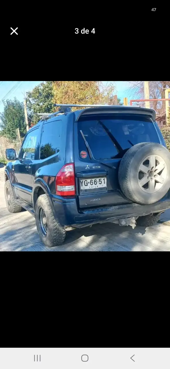 Montero 4x4 azul en buen estado - 2