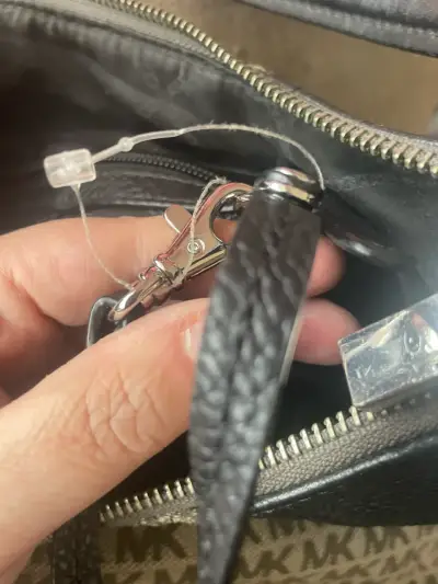 Bolso de hombro Michael Kors con logo - miniatura 5