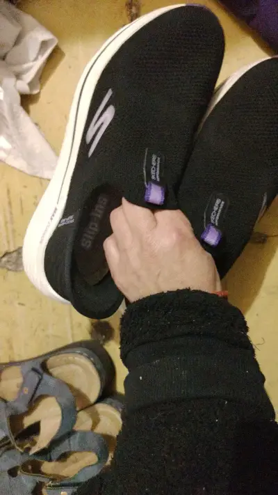 Zapatillas Skechers Slip-ins negras para mujer - miniatura 3