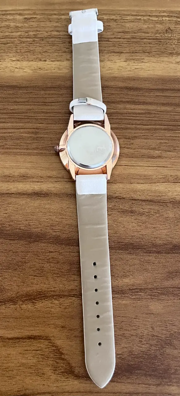 Reloj de pulsera elegante amarillo con beige claro - 5