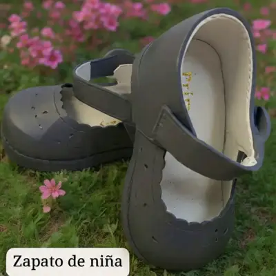 Zapatos de niña negros con hebilla - miniatura 2