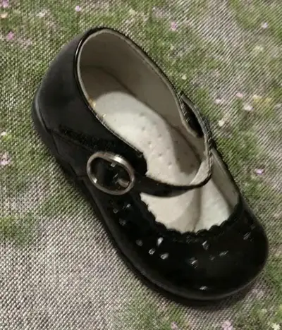 Zapatos de niña negros con hebilla - miniatura 3