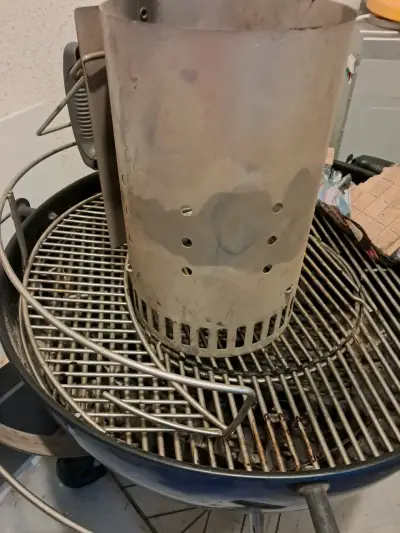 Parrilla Weber Master-Touch azul con termómetro - miniatura 5