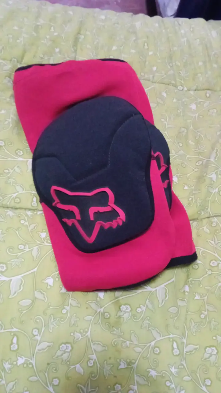 Rodilleras de ciclismo Fox rojas - 3
