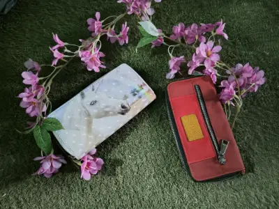 Conjunto de joyería artesanal y billeteras decorativas - miniatura 3